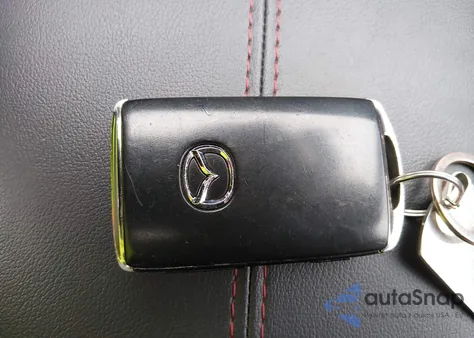 2022 Mazda Cx-30 Carbon Edition z USA, uszkodzony, nr VIN 3MVDMBCL2NM439887